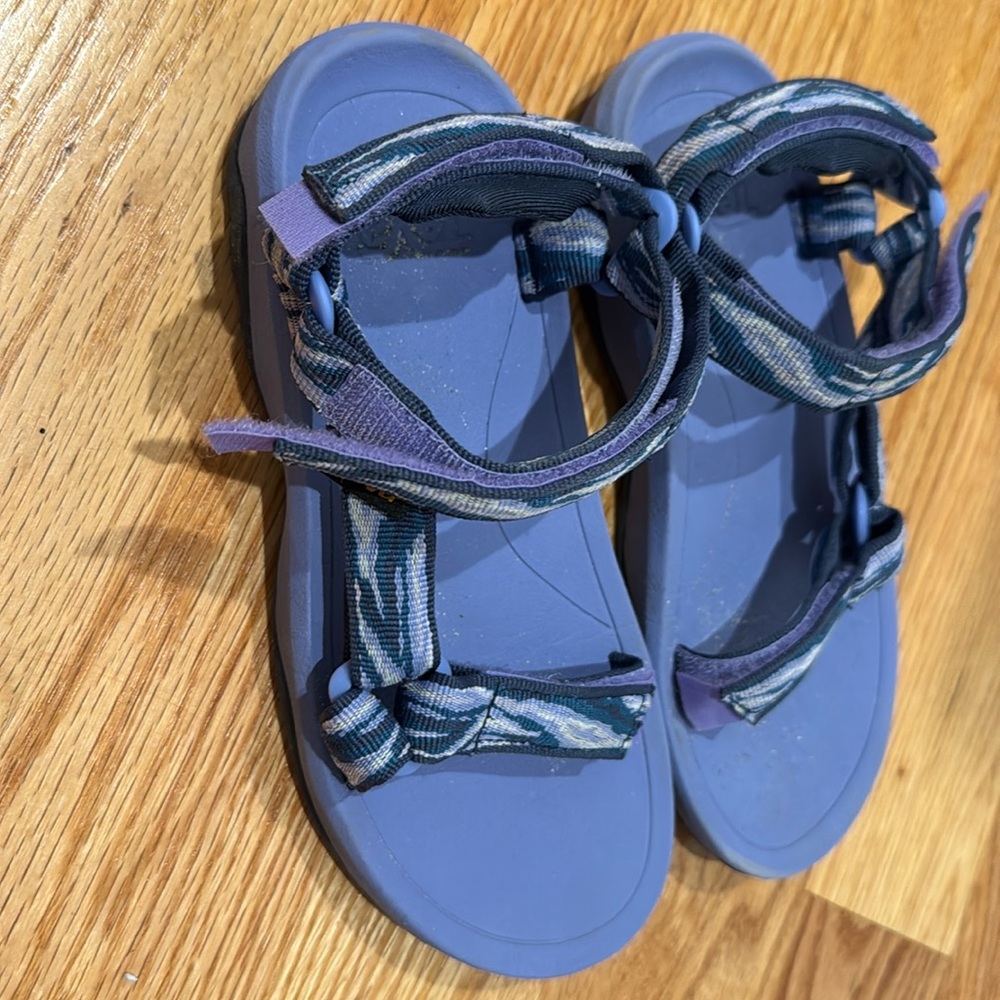 Teva Hurricane